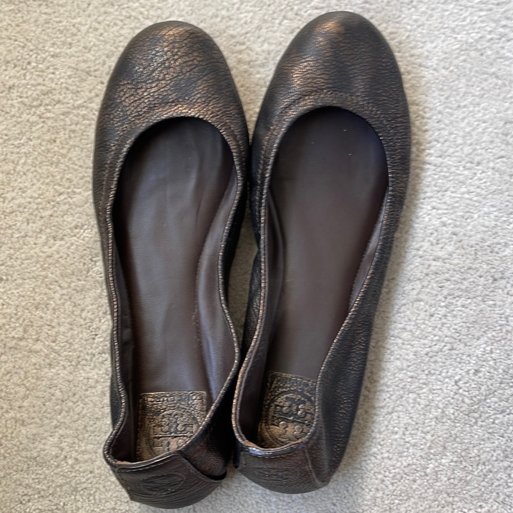 Tory Burch Eddie Ballet flat 9.5 metal-washed leather